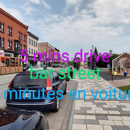Welcome To Airbnb Saint-Jean-sur-Richelieu Exterior photo
