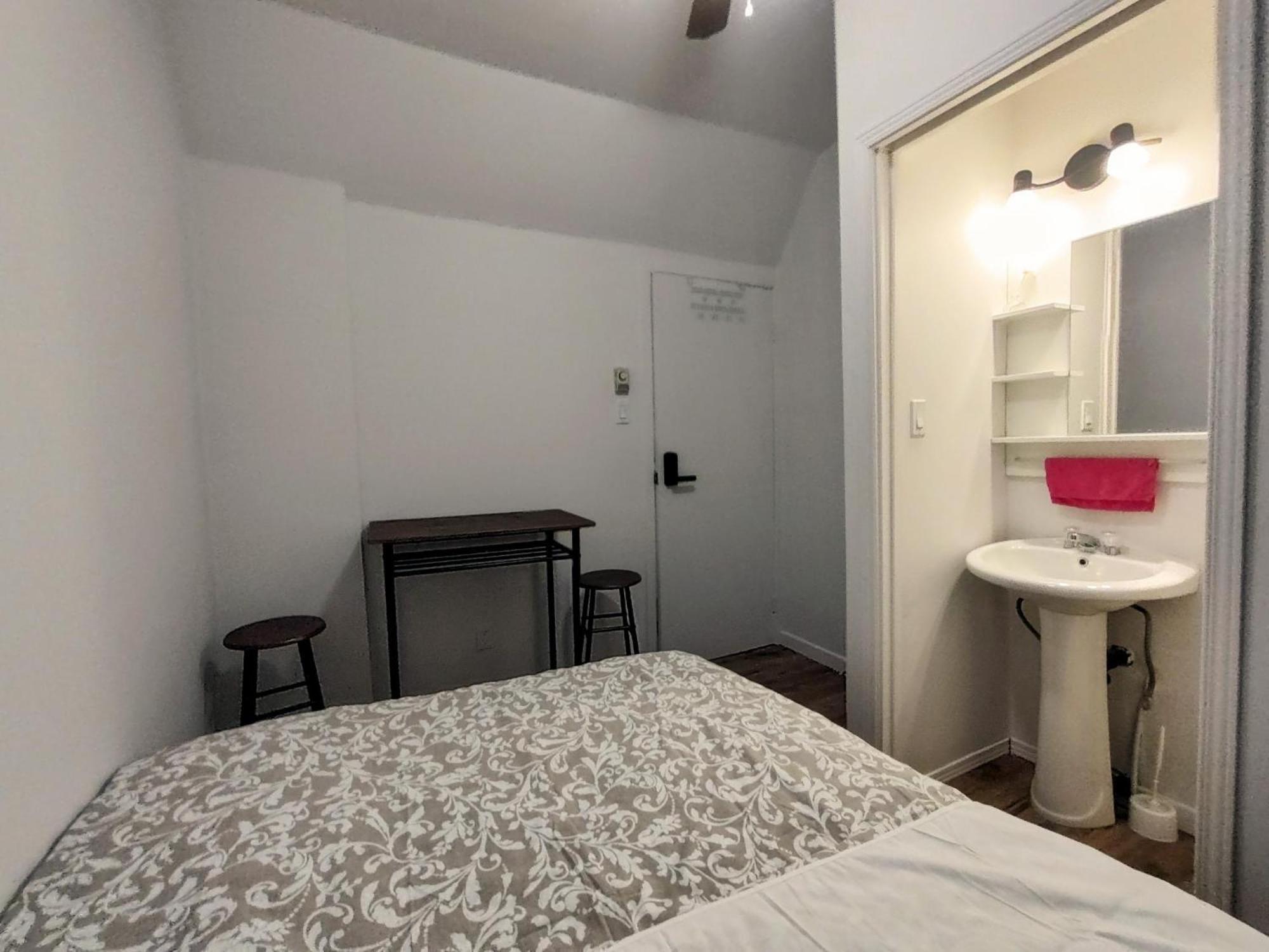 Welcome To Airbnb Saint-Jean-sur-Richelieu Exterior photo