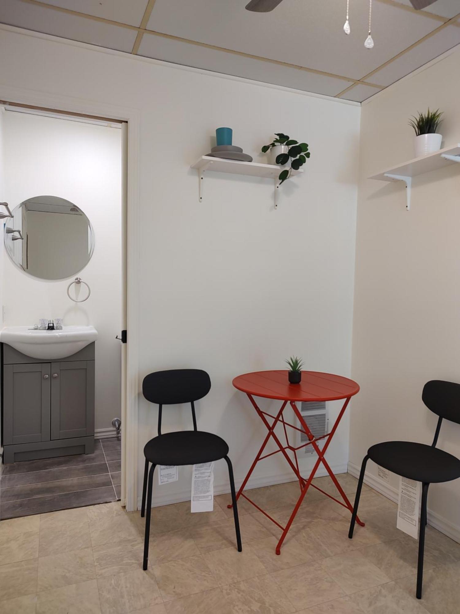 Welcome To Airbnb Saint-Jean-sur-Richelieu Room photo